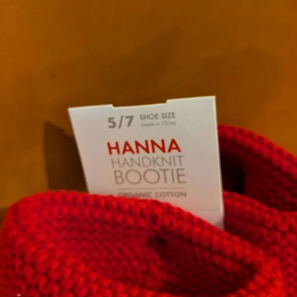 brand new with tags! Hanna Andersson Bright Red Organic Cotton Knit Baby Booties